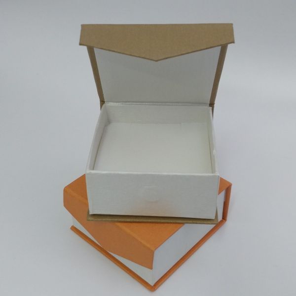 Pearl Bronze/Peach  Jewelry Rigid Box