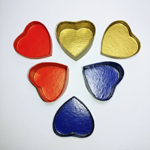 Matt Heart-Shaped  Top and Bottom Rigid Box 