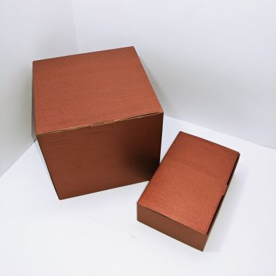 Red pearl corrugated box