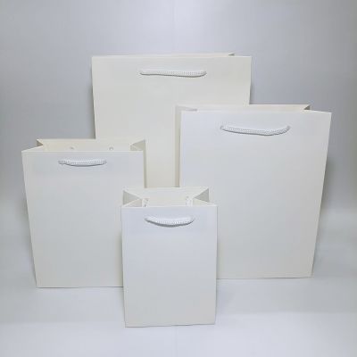 Matt white paper bag