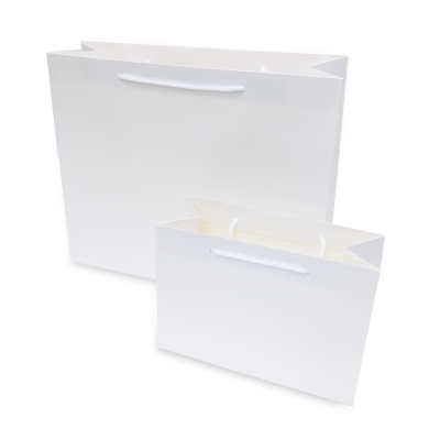 Matt white paper bag